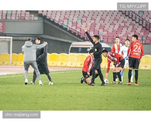 足协公布处罚，一名中超球员因社交媒体不当言论被停赛